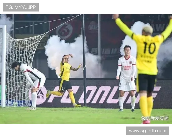 上海海港实现中超三连冠，徐根宝寄语多出人才